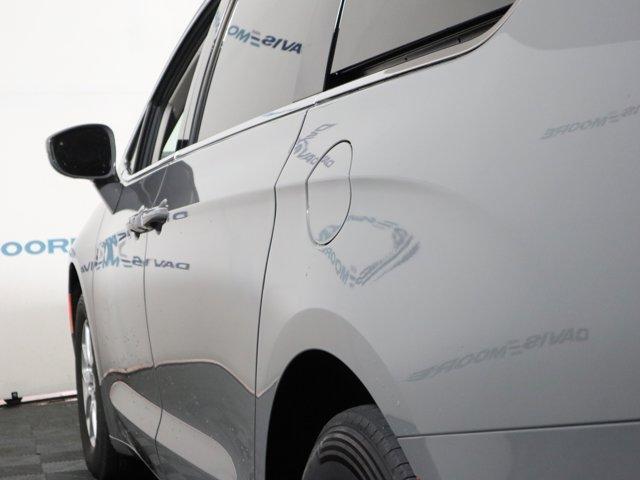 used 2022 Chrysler Pacifica car, priced at $25,762