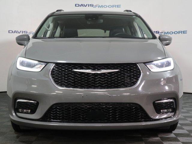 used 2022 Chrysler Pacifica car, priced at $25,762