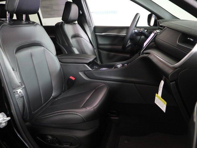 new 2025 Jeep Grand Cherokee car, priced at $48,490