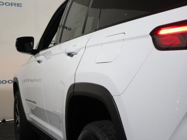 new 2025 Jeep Grand Cherokee car, priced at $46,900