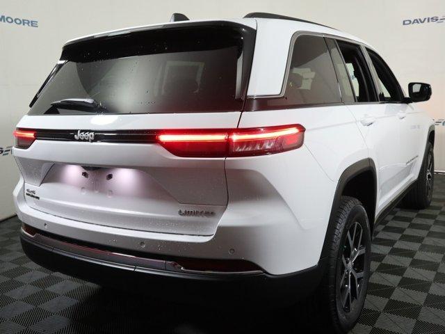 new 2025 Jeep Grand Cherokee car, priced at $46,900