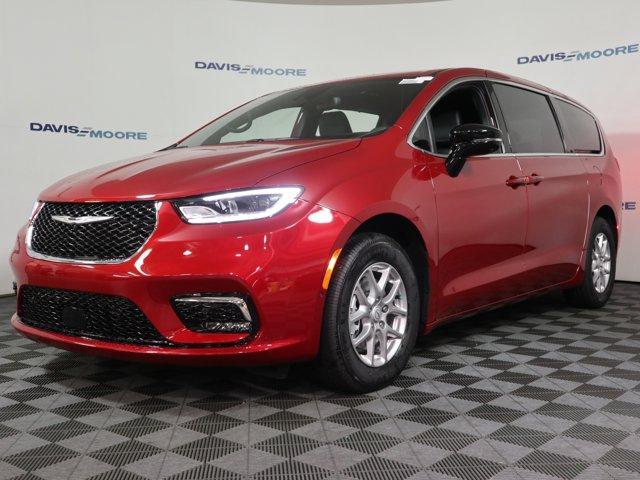 new 2026 Chrysler Pacifica car, priced at $46,930