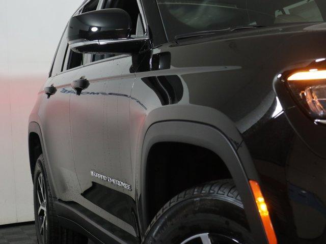 new 2025 Jeep Grand Cherokee car, priced at $52,935