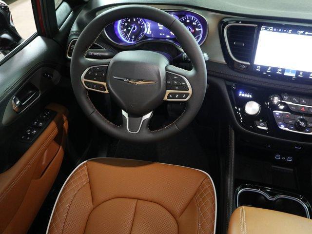 new 2025 Chrysler Pacifica car, priced at $59,895