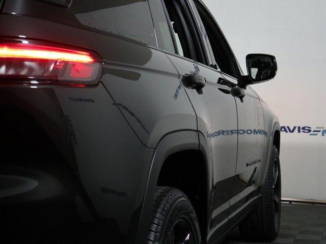 new 2024 Jeep Grand Cherokee car, priced at $56,530