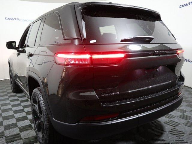 new 2024 Jeep Grand Cherokee car, priced at $56,530