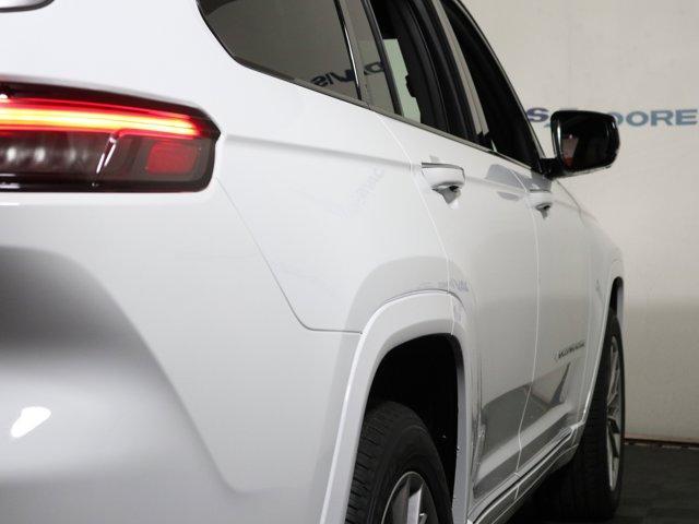 new 2025 Jeep Grand Cherokee L car, priced at $62,555