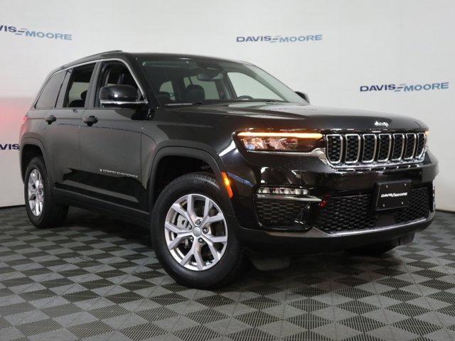 used 2022 Jeep Grand Cherokee car, priced at $35,438