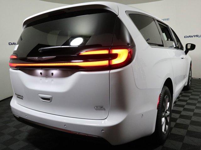 new 2024 Chrysler Pacifica car, priced at $51,590