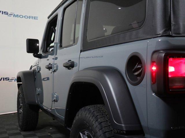 new 2025 Jeep Wrangler car, priced at $47,280