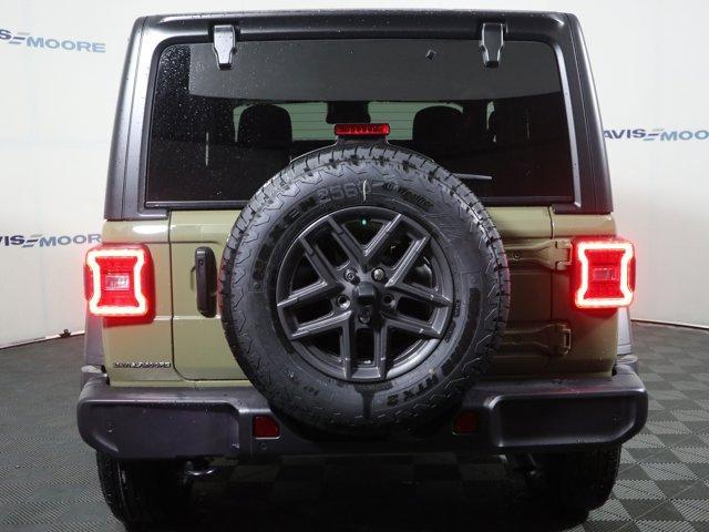 new 2025 Jeep Wrangler car, priced at $46,070