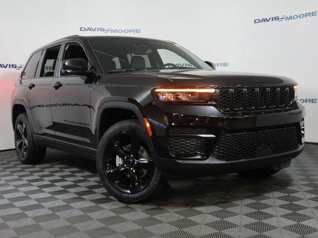 new 2024 Jeep Grand Cherokee car, priced at $48,675