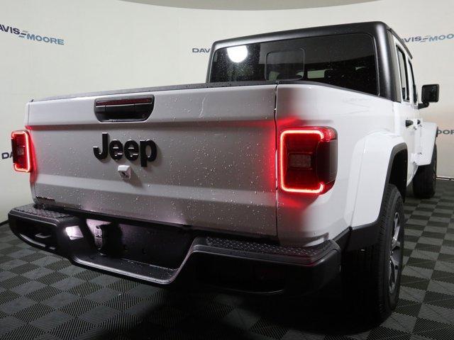 new 2024 Jeep Gladiator car, priced at $51,970