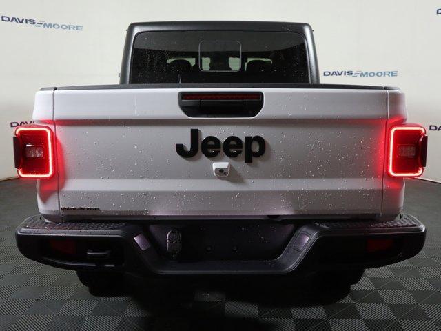 new 2024 Jeep Gladiator car, priced at $51,970