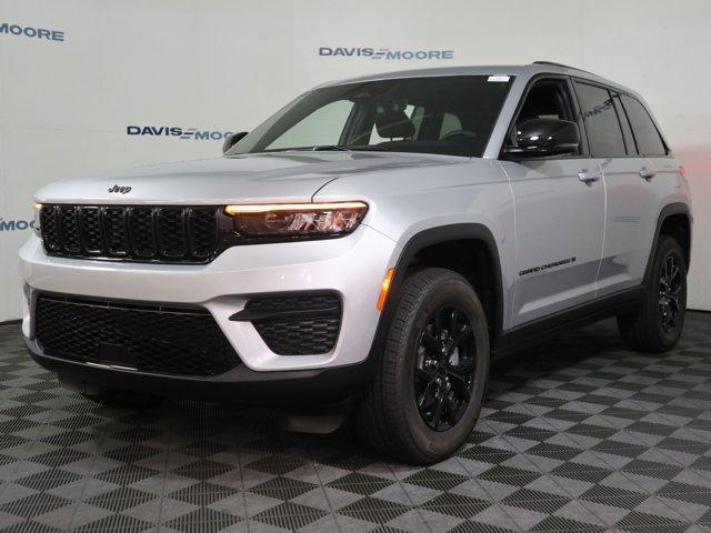 new 2025 Jeep Grand Cherokee car, priced at $46,230