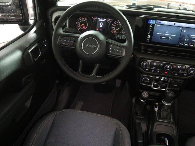 new 2025 Jeep Wrangler car, priced at $47,180