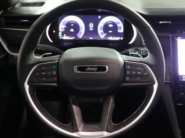 new 2025 Jeep Grand Cherokee car, priced at $50,220