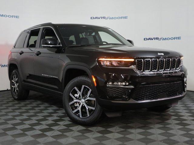 new 2025 Jeep Grand Cherokee car, priced at $52,935