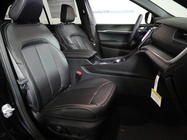 new 2025 Jeep Grand Cherokee car, priced at $52,935