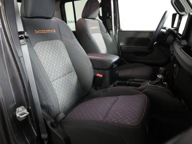 new 2025 Jeep Gladiator car, priced at $58,075