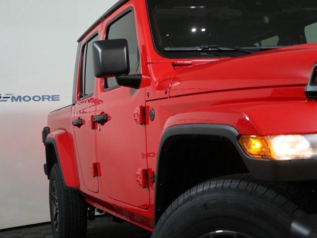 new 2024 Jeep Gladiator car, priced at $51,470