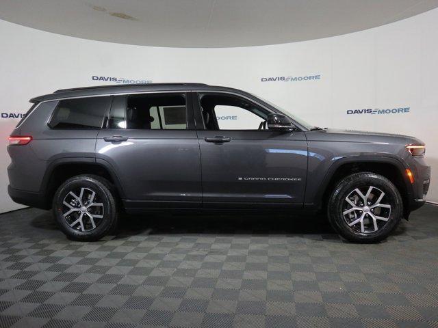 new 2025 Jeep Grand Cherokee L car, priced at $51,040