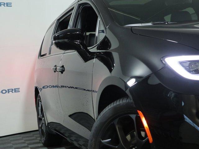 new 2024 Chrysler Pacifica car, priced at $48,590