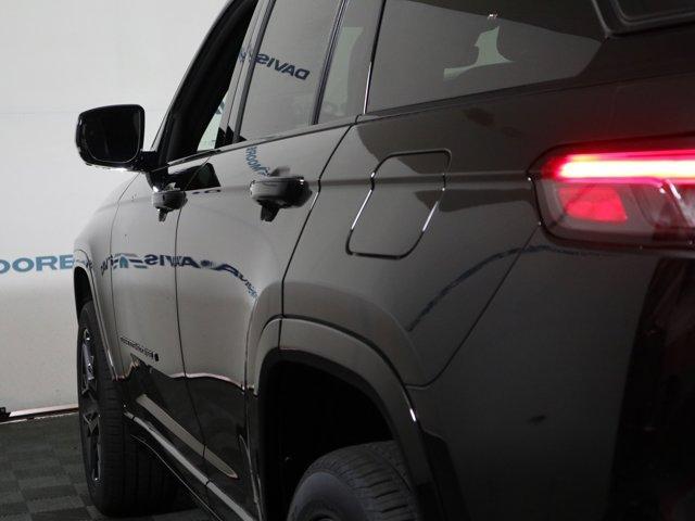 new 2025 Jeep Grand Cherokee car, priced at $63,675