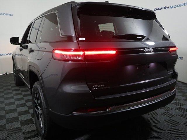new 2025 Jeep Grand Cherokee car, priced at $52,935