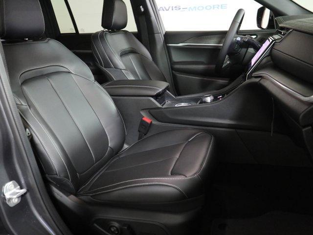 new 2025 Jeep Grand Cherokee car, priced at $52,935