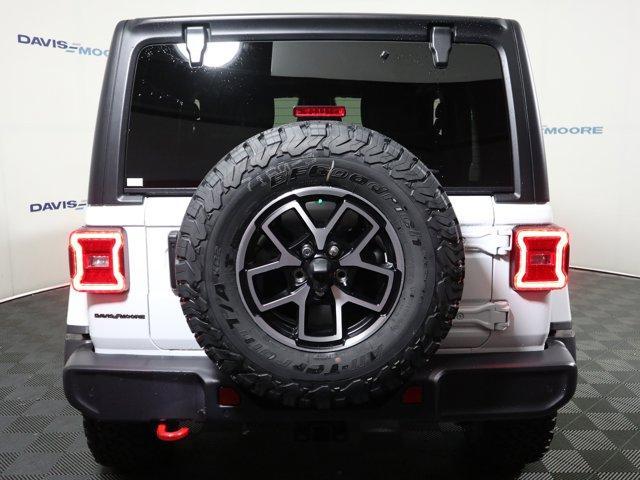 new 2025 Jeep Wrangler car, priced at $53,900