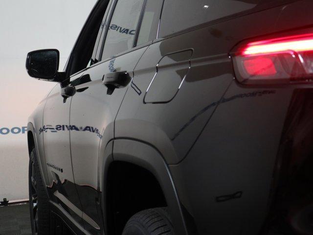 new 2025 Jeep Grand Cherokee car, priced at $53,735