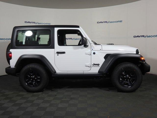 new 2025 Jeep Wrangler car, priced at $40,290