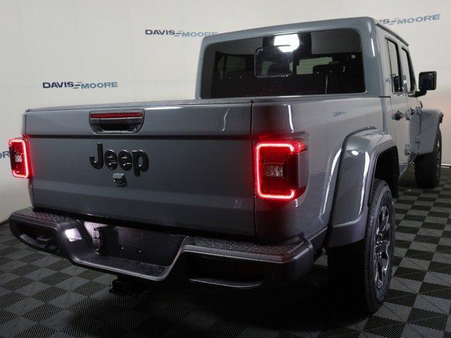 new 2025 Jeep Gladiator car, priced at $54,370