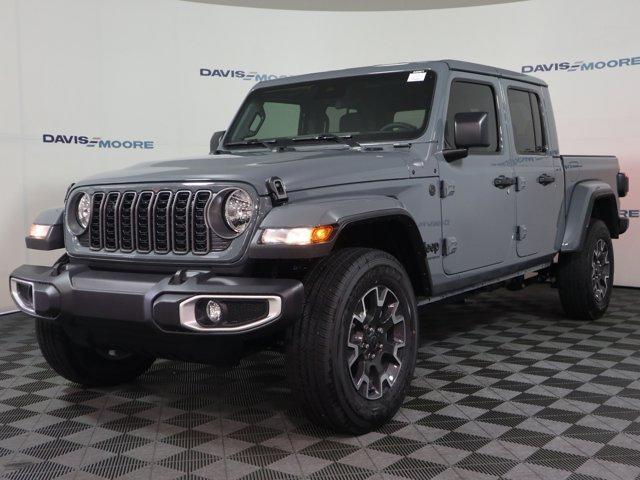 new 2025 Jeep Gladiator car, priced at $54,370