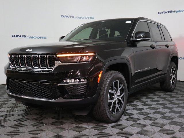 new 2025 Jeep Grand Cherokee car, priced at $50,010