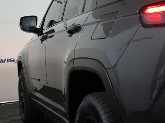 new 2025 Jeep Grand Cherokee car, priced at $47,725