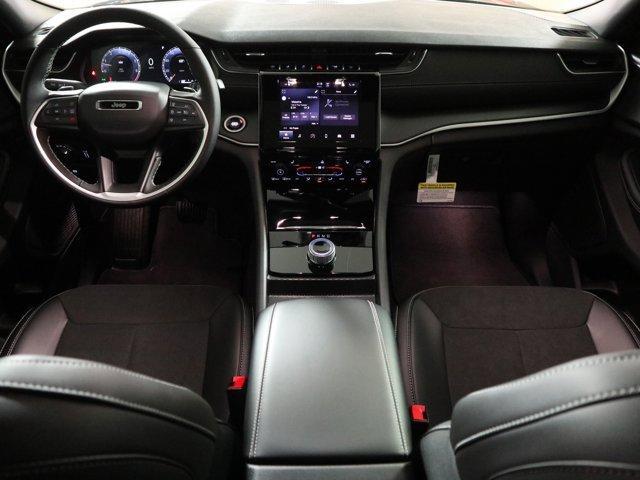 new 2025 Jeep Grand Cherokee car, priced at $47,725