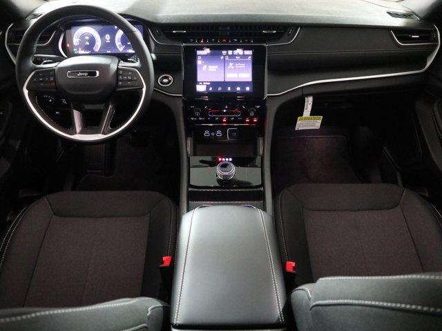 new 2025 Jeep Grand Cherokee car, priced at $44,170