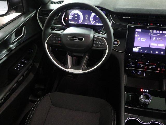 new 2025 Jeep Grand Cherokee car, priced at $44,170