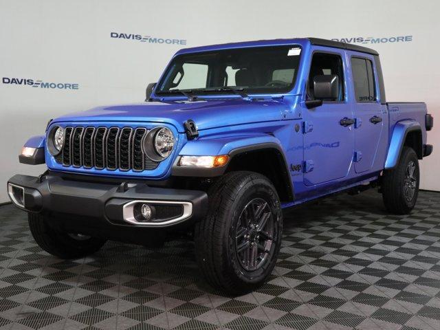 new 2025 Jeep Gladiator car, priced at $51,070