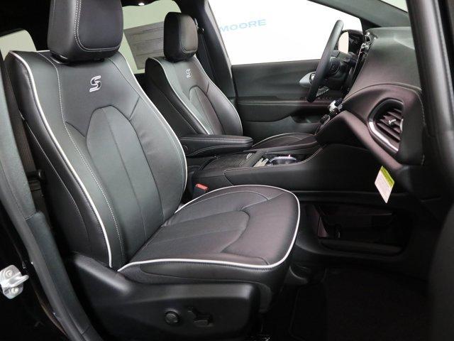 new 2026 Chrysler Pacifica car, priced at $54,250