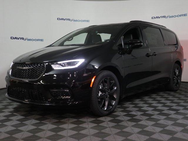 new 2026 Chrysler Pacifica car, priced at $54,250