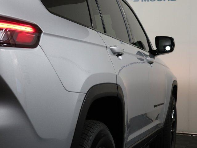new 2025 Jeep Grand Cherokee L car, priced at $49,225