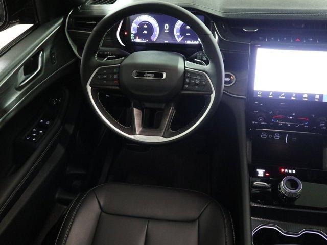 new 2025 Jeep Grand Cherokee car, priced at $50,220