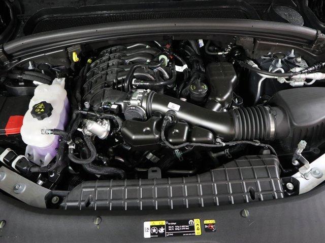 new 2025 Jeep Grand Cherokee car, priced at $50,220