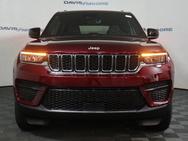 new 2025 Jeep Grand Cherokee car, priced at $43,970