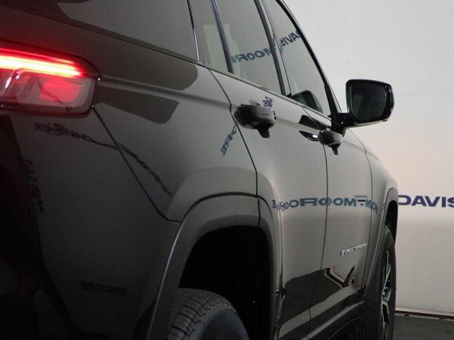 new 2025 Jeep Grand Cherokee car, priced at $52,935