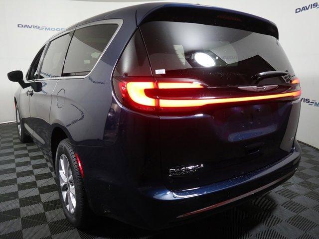 new 2025 Chrysler Pacifica car, priced at $51,085