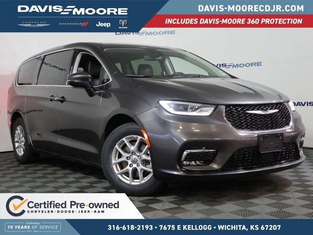 used 2023 Chrysler Pacifica car, priced at $26,983